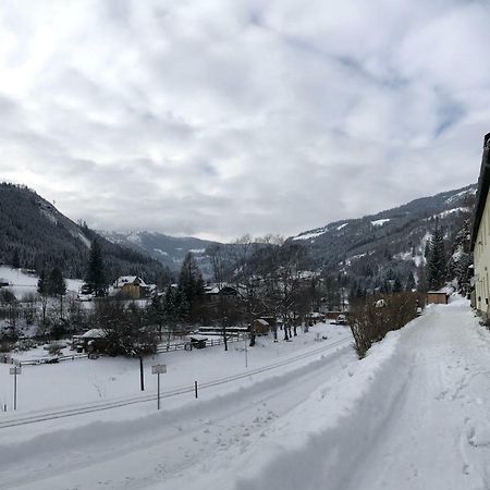 Riverside Ski Apartment Ramingstein المظهر الخارجي الصورة